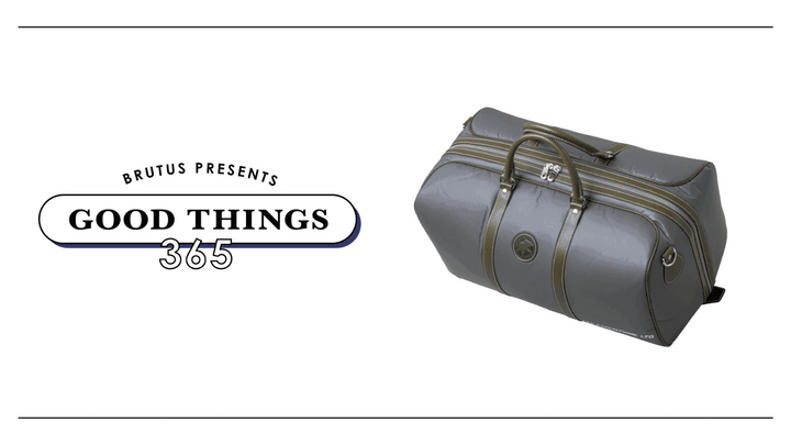 〈ハンティングワールド〉のダッフルバッグ