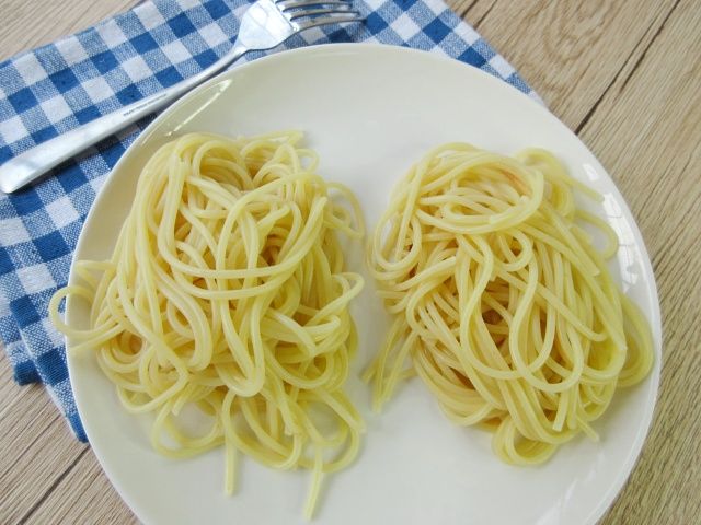 電子レンジ調理とゆで調理の麺