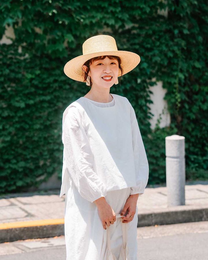 真夏の“ワンピース”スタイル5選。暑い日でもお洒落に見せるテクニックとは？【TOKYO SNAP】