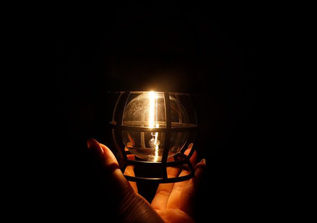 ダイソー ライト フィラメント 明るさ