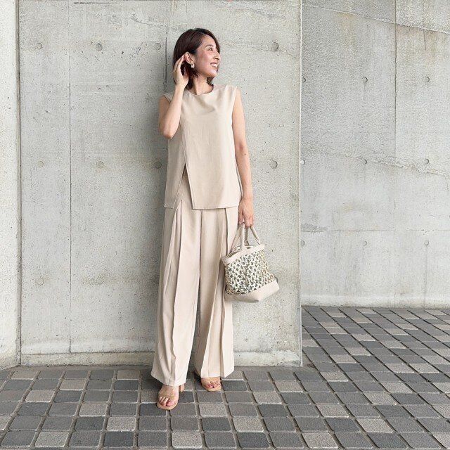 2024夏ベージュセットアップワイドパンツコーデ