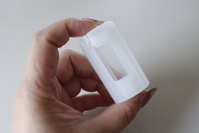 ダイソーの防災リュックに入るダイソー 電池チェンジャー 単3を単1に変換する