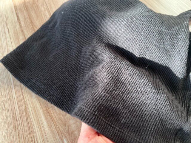 GUブラフィールクロップドワッフルスクエアネックタンクトップの生地感