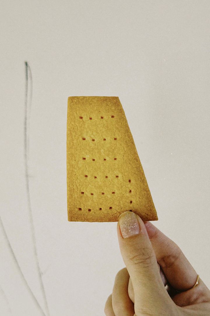 夏におすすめの展覧会2024東京◆ “デ・キリコ展”で手に入れたいアートな焼き菓子【ささやかですてきなもの 大谷有紀 vol.203】