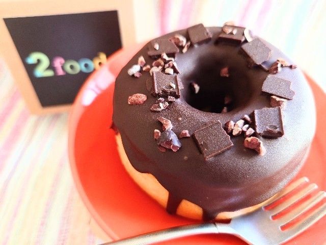 東京都・「2foods」定番「ハッピーチョコレートドーナツ」5