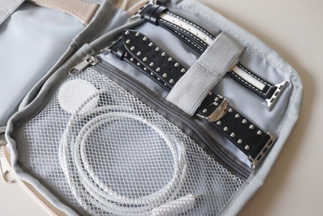 ダイソーのスマートウォッチバンド収納ケースの使用例