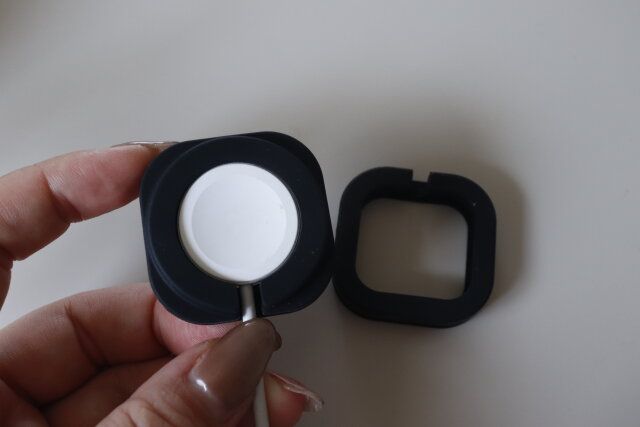 スリーコインズのスマートウォッチ用スタンド5