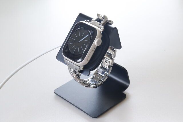 スリーコインズのスマートウォッチ用スタンド7