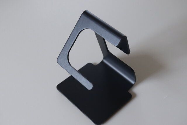 スリーコインズのスマートウォッチ用スタンド4