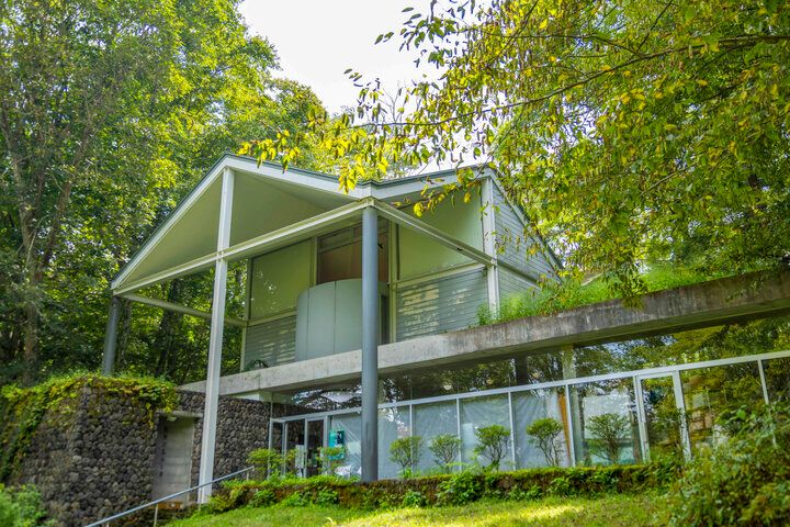 軽井沢の湖のほとりでアート鑑賞や名建築めぐり♪ 「軽井沢タリアセン」の湖畔をおさんぽ