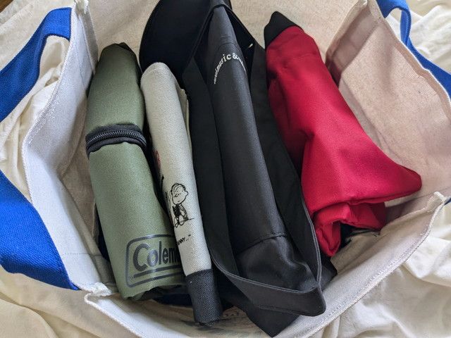 スヌーピートートに衣類を収納したところ