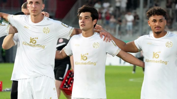 「佐野海舟はチームメイトから非常に人気がある」とマインツSDが語る