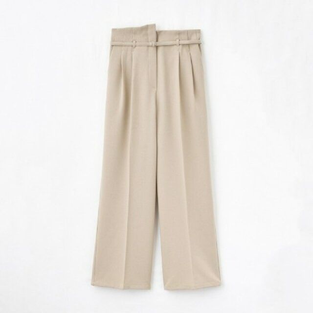 しまむらのワイドストレートパンツ