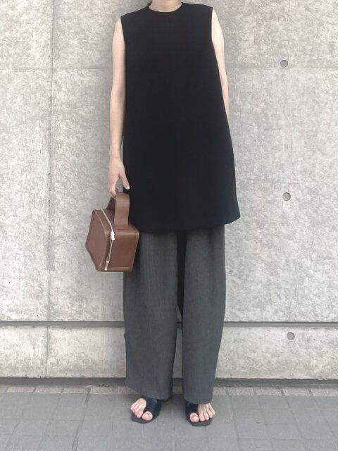 ブラックコーデ1