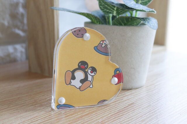 セリア アクリルフレームスタンド ディスプレイ 使用例