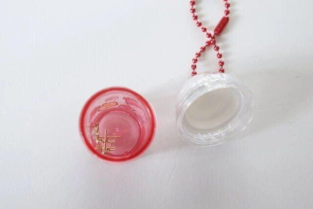 ダイソー フラッペキーホルダー リンゴ 使用例