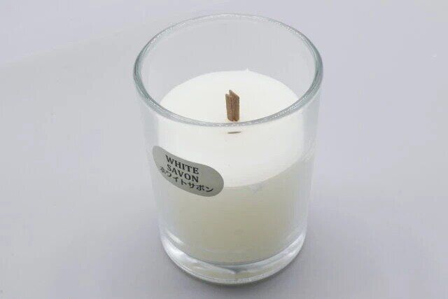 ダイソーの木芯キャンドル