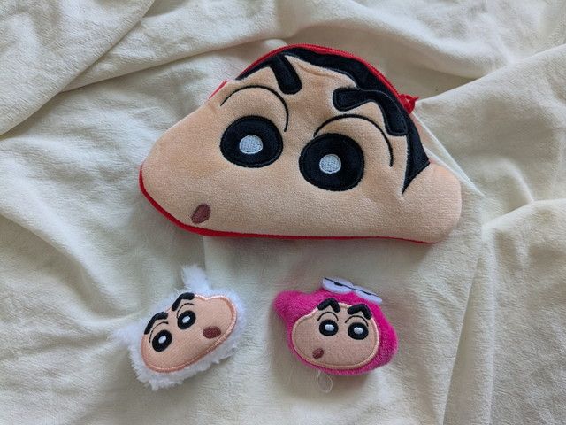 クレヨンしんちゃん顔形ポーチ＆ヘアクリップ2種
