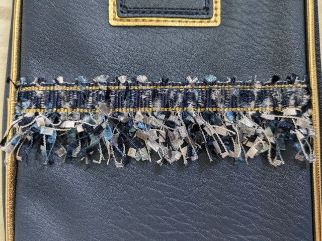 オシャレなデザインのポーチ