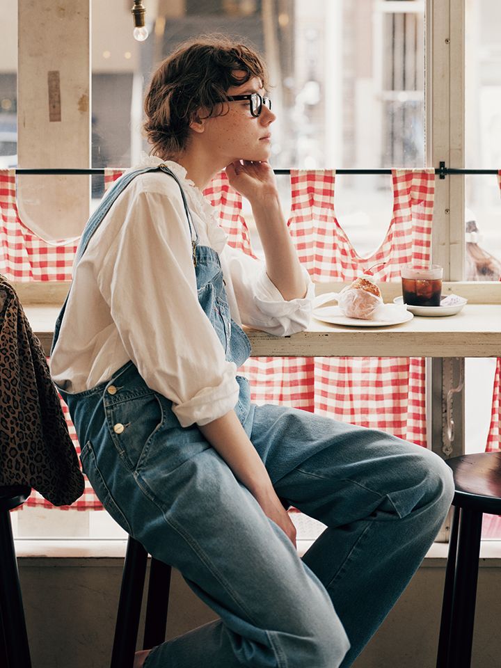 ワンパターンな着こなしから卒業！おしゃれなオーバーオールのコーデ4選