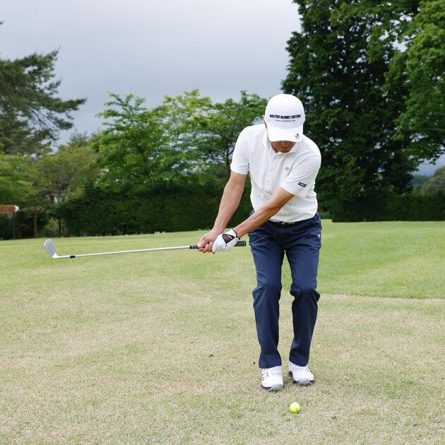 花道からのアプローチは、“振り幅を小さくできるクラブ”を選ぼう！