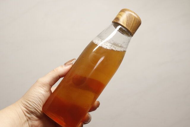 ダイソー ドリンクボトル（木目柄フタ、500mL） 使用例