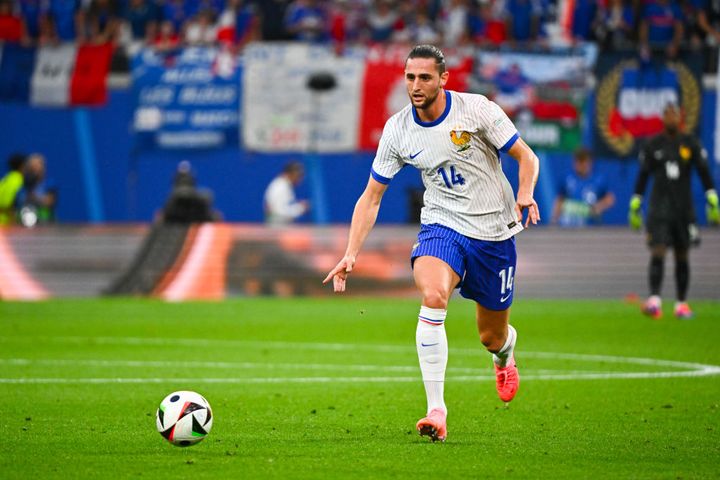 まだ所属先が決まっていない世界的スター選手5人！“57億円”の男も