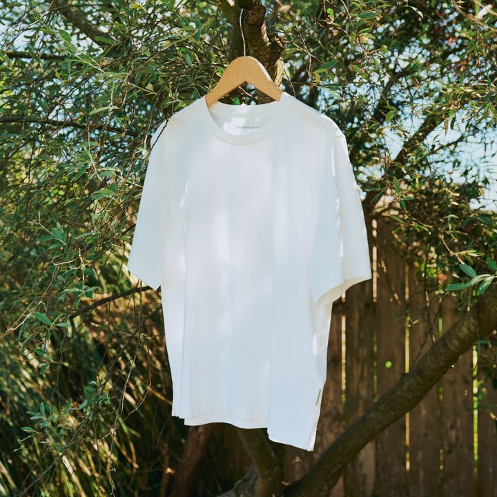 猛暑は白Tで乗り切る！おすすめ白Tシャツ12選【マイスタンダードブックまとめ】