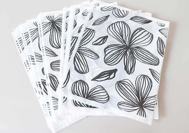 ダイソー 自立型ぷちゴミ箱（25枚、フラワー柄）