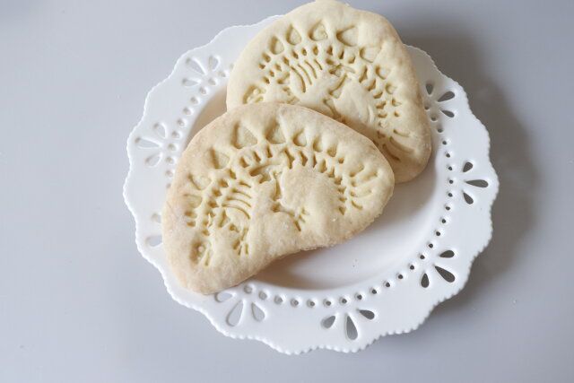 セリアの癖の強いクッキー抜き型 恐竜の化石