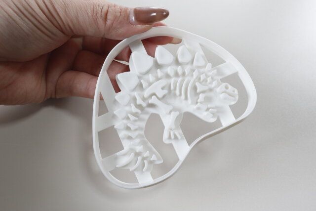 セリアの珍しいクッキー抜き型 恐竜の化石