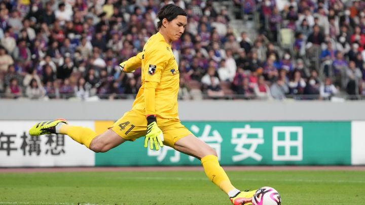 FC東京GK野澤大志ブランドン、天才パサーだった小野伸二が足元に驚嘆！「この距離をグラウンダーで出せますか」