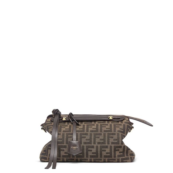 「バイザウェイセレリア」ミディアム ￥368,500～（予定価格）