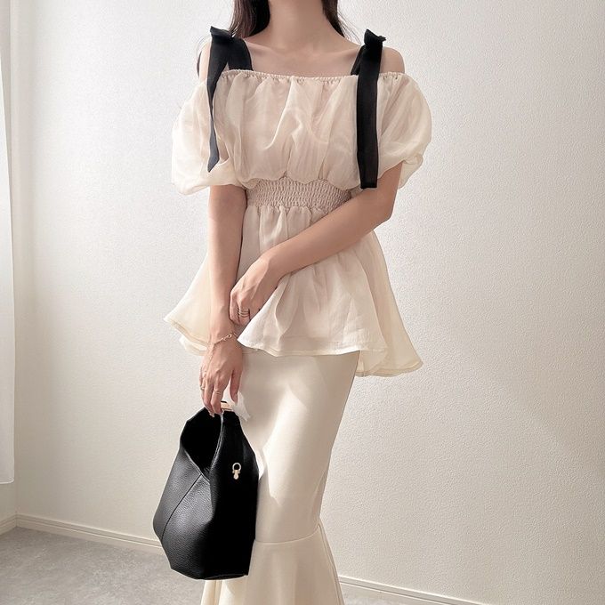 しまむら「金具使いワンハンドルバッグ」