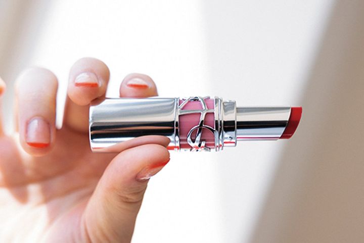 ar編集部おすすめ！「タンフルリップ」10選 おすすめ②イヴ・サンローラン YSL ラブシャインリップスティック 210 ￥5,940