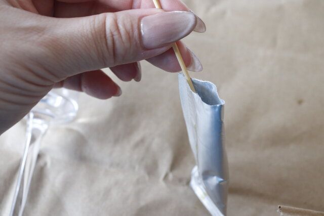 ダイソーの指紋捜査官キットを使用