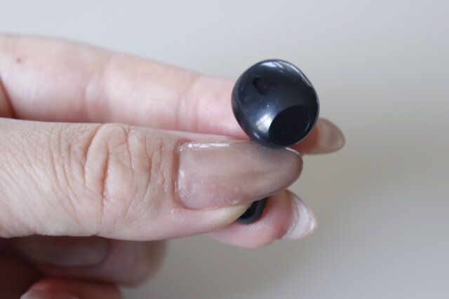 ダイソーの完全ワイヤレスイヤホンのサイズ