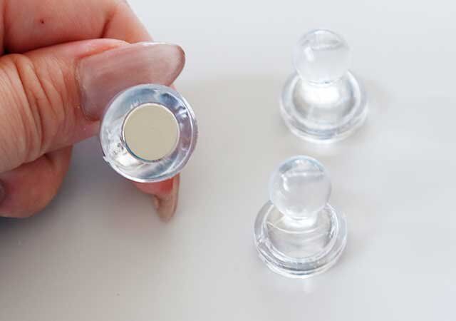 セリアのチェス型マグネット クリア