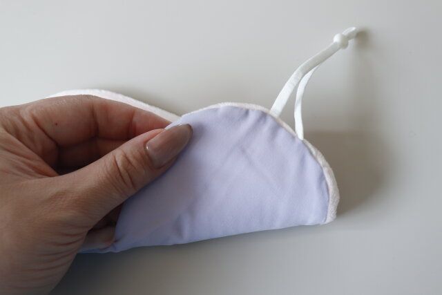 ダイソー 両面使えるアイマスク 裏面