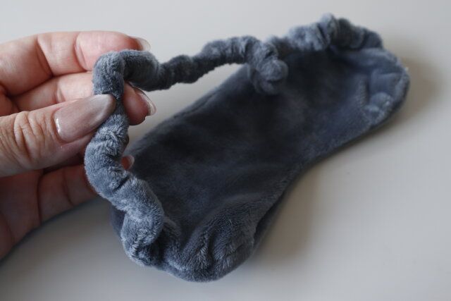 ダイソー アイマスク（リラックス） 素材感