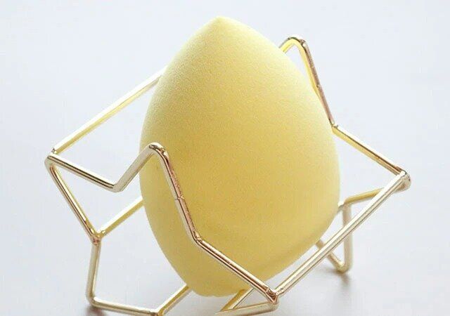 ダイソー 3D パフスタンド（スター） 使用例