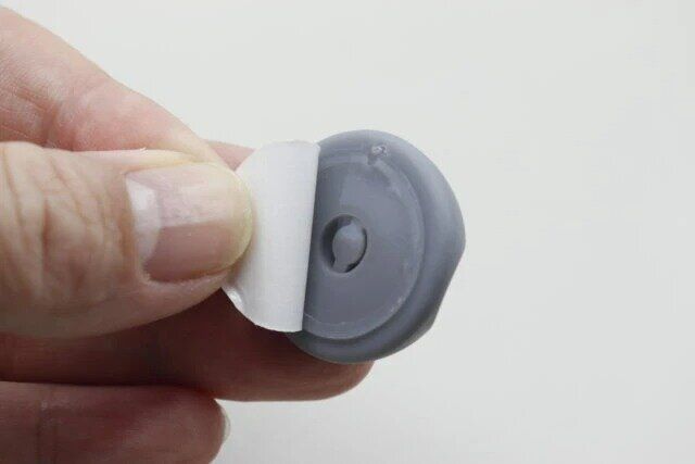 ダイソー スパチュラスタンド 粘着テープ