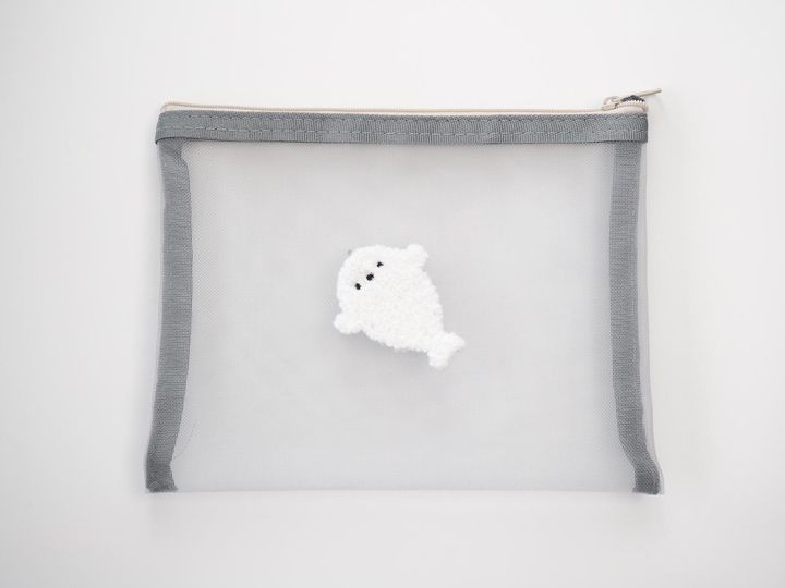 画像: 配色がおしゃれなグレーカラー！