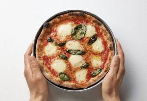 冷凍ピザの概念が変わる！自宅で最高においしいピザ体験を叶える「CRAZY PIZZA：LIFE」