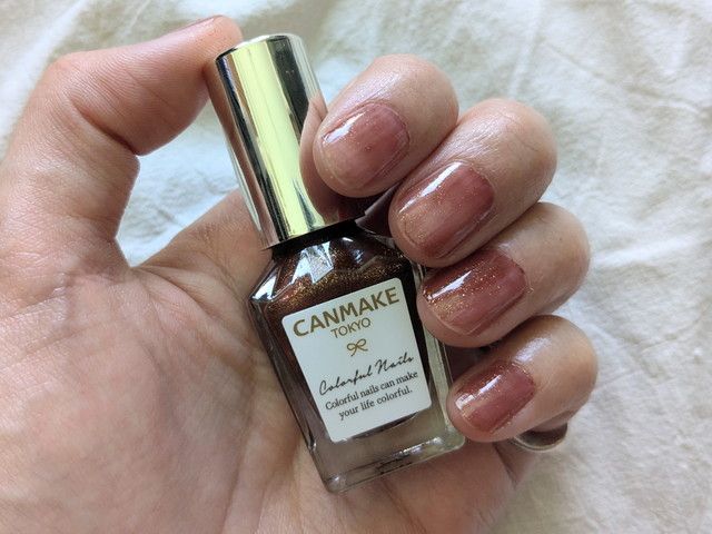 カラフルネイルズ