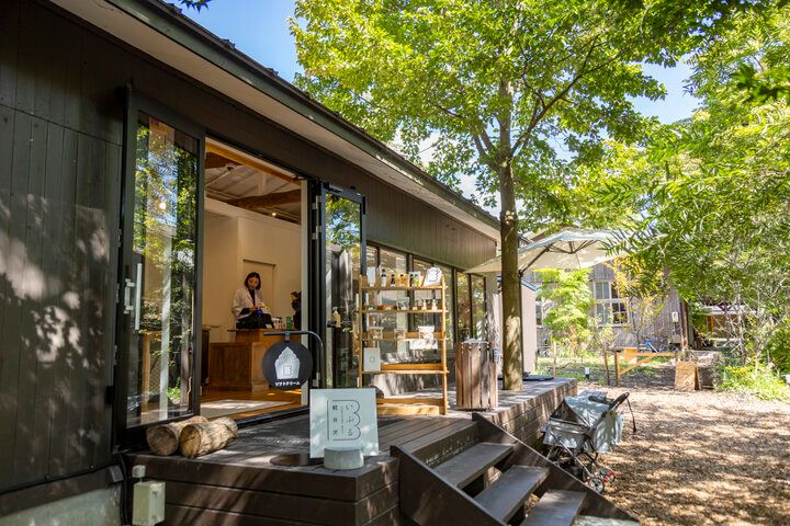 軽井沢の森でおいしいもの探し♪「軽井沢コモングラウンズ」で過ごす休日