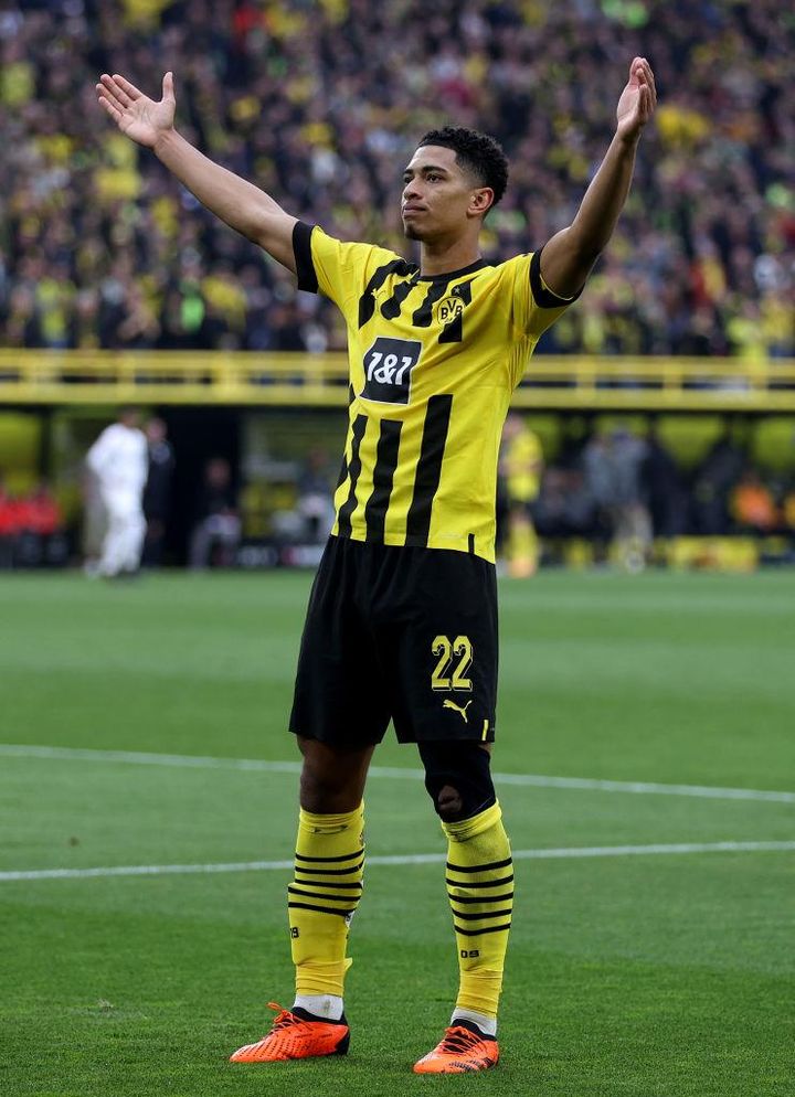 三笘薫も続け！「背番号22」をつけて歴史に名を刻んだ3名のスター