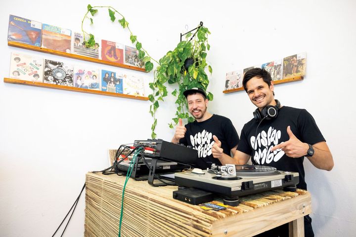 DISCOS Y AMIGOS主催のボルチとイセア