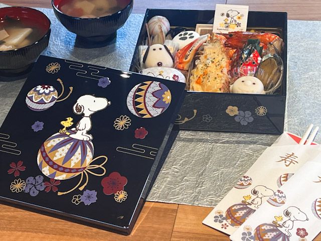 「おせち・一段重『スヌーピー』」