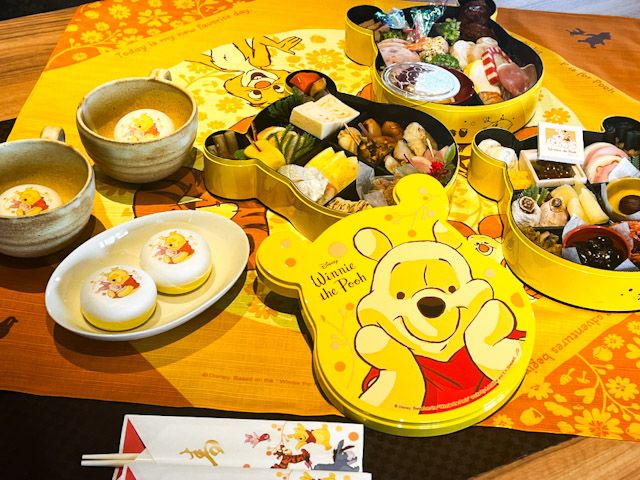 「おせち・三段重『くまのプーさん』」